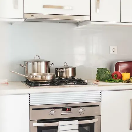 38 - Residences דירה