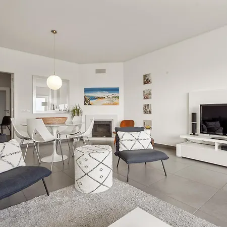 38 - Residences * Peniche
