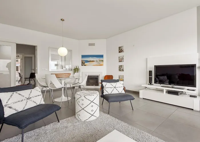 38 - Residences * Peniche